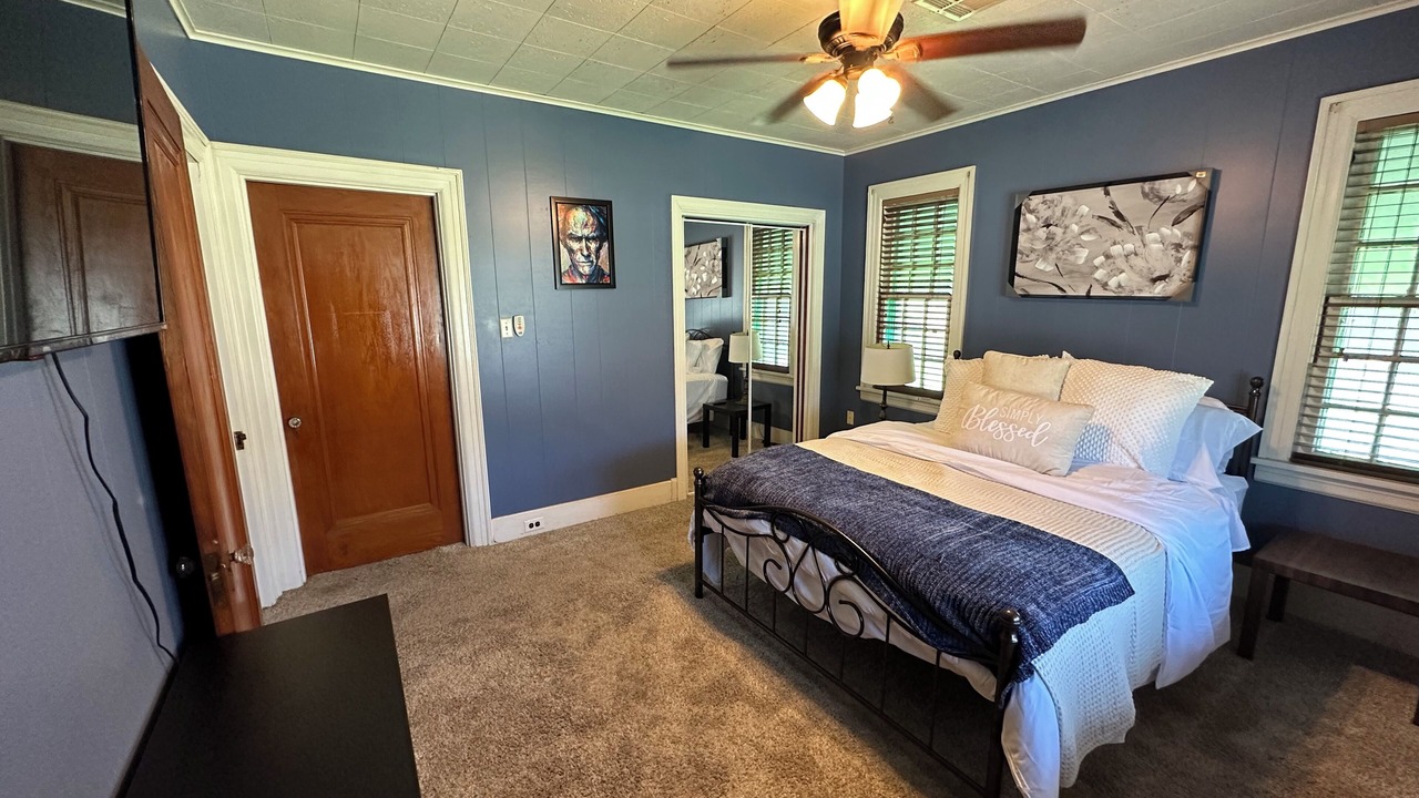 Photo of Bedroom in Duncan