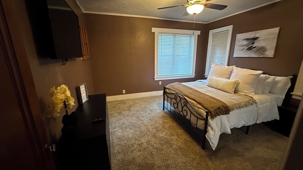 Photo of Bedroom in Duncan