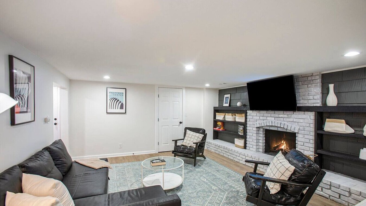 Photo of Livingroom in Olathe