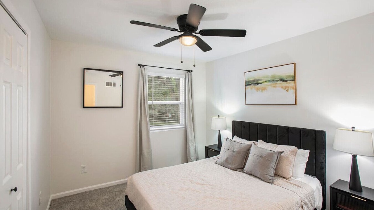 Photo of Bedroom in Olathe