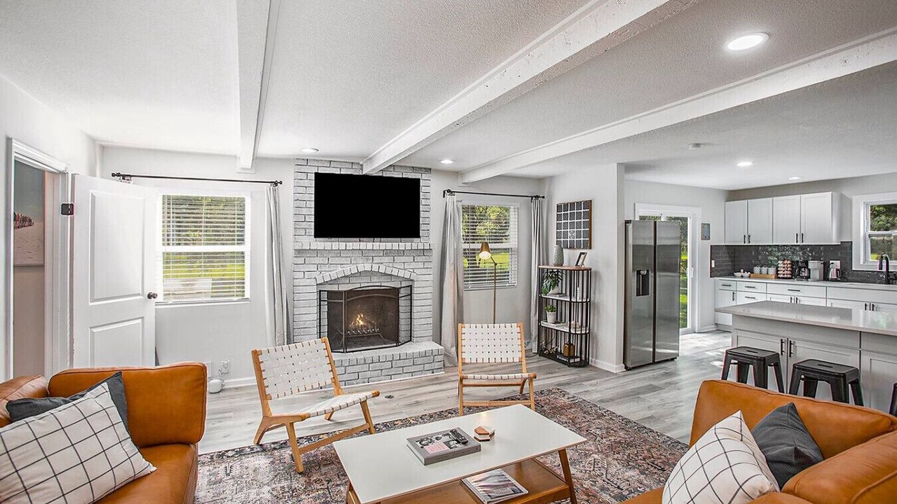 Photo of Livingroom in Olathe