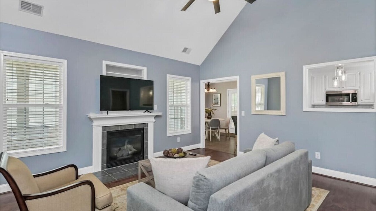 Photo of Livingroom in Huntcliff