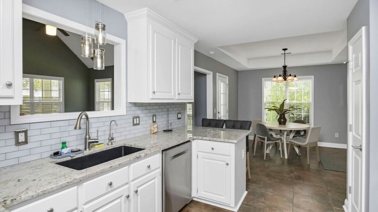 Photo of Kitchen in Huntcliff