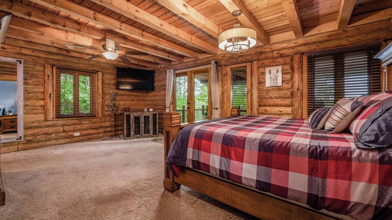 Photo of Bedroom in Cohasset