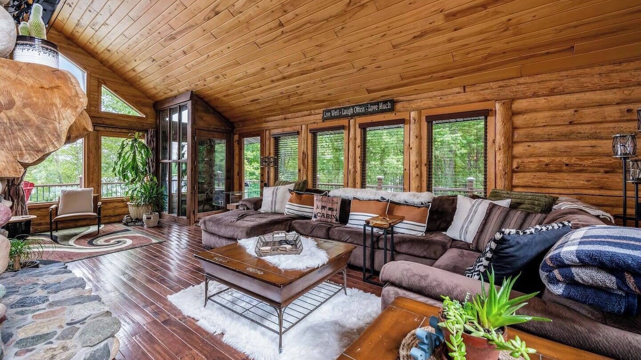 Photo of Livingroom in Cohasset