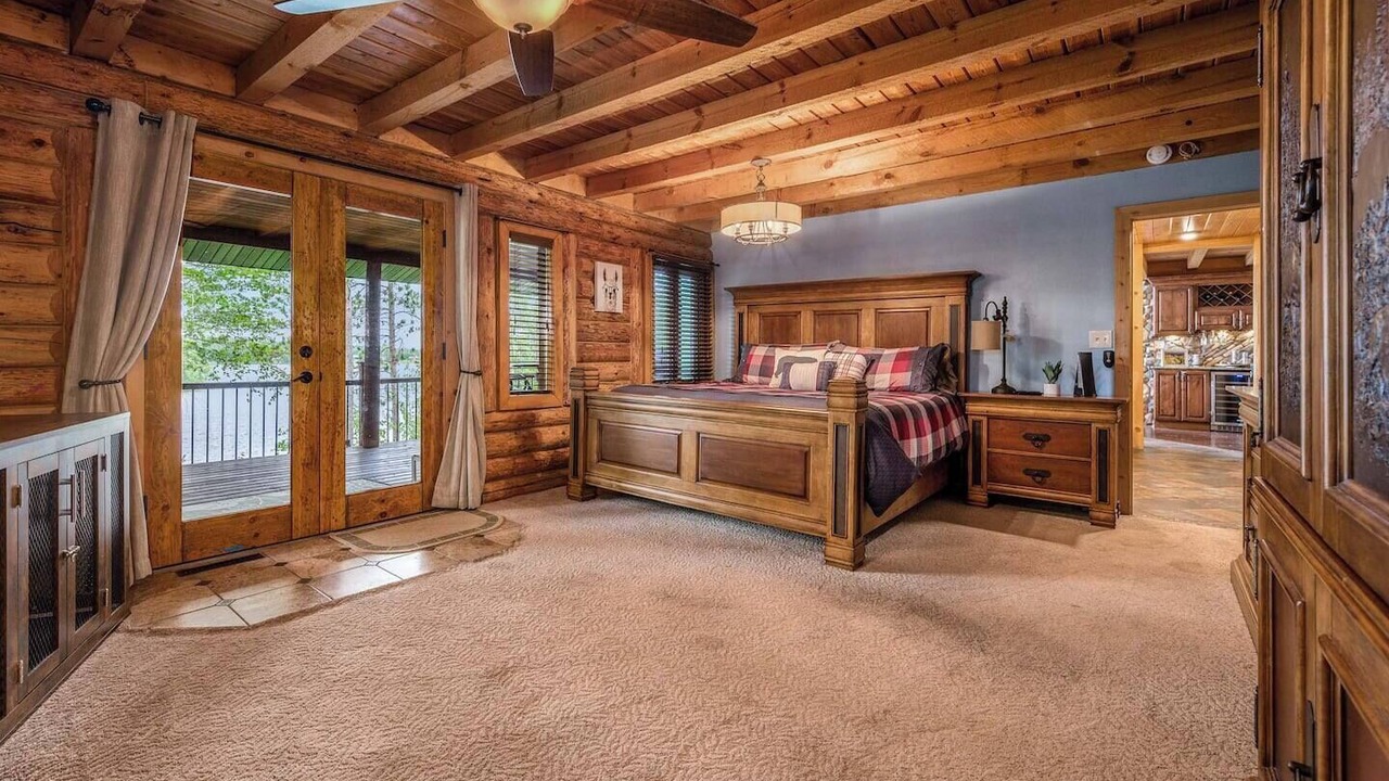 Photo of Bedroom in Cohasset