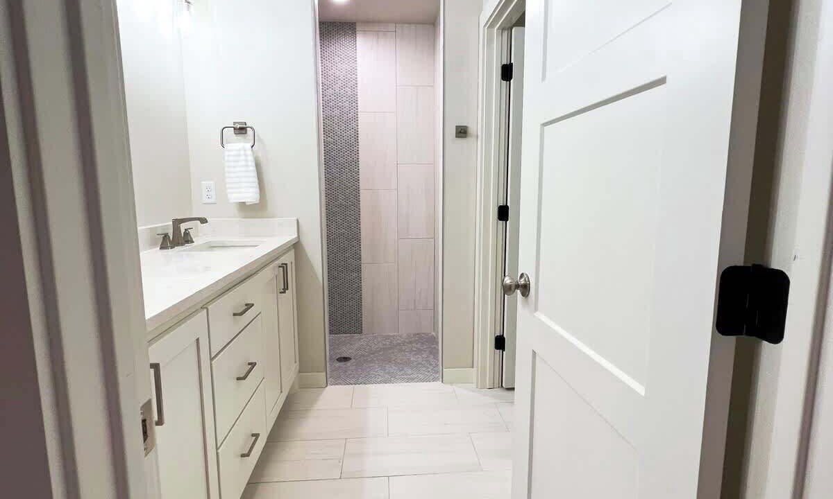 Photo of Bathroom in Grove