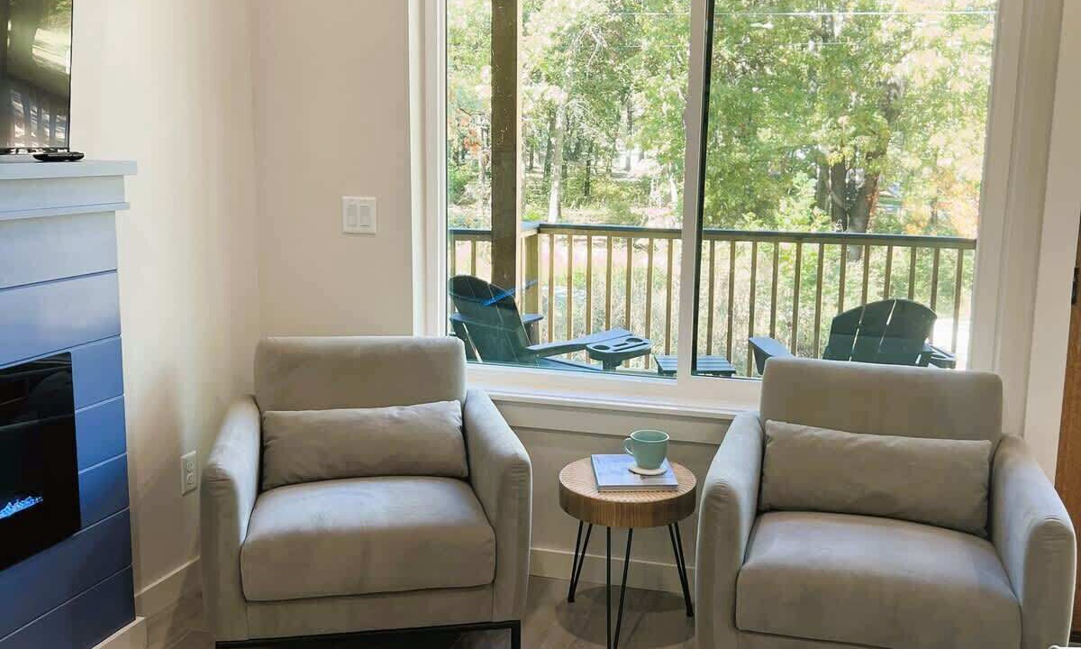 Photo of Bedroom in Grove