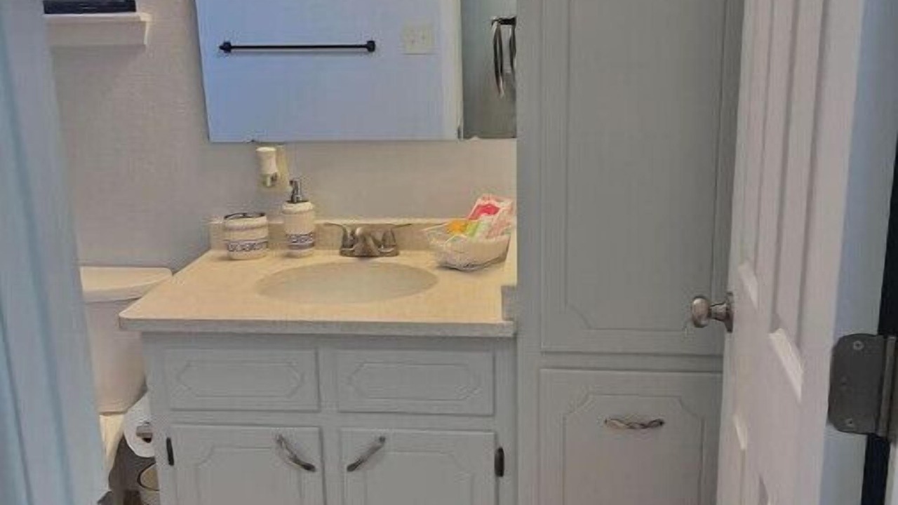 Photo of Bathroom in Alamogordo