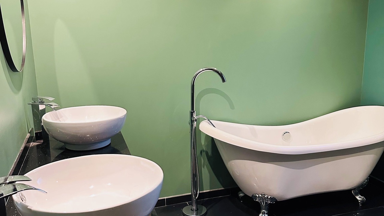 Photo of Bathroom in Pezens