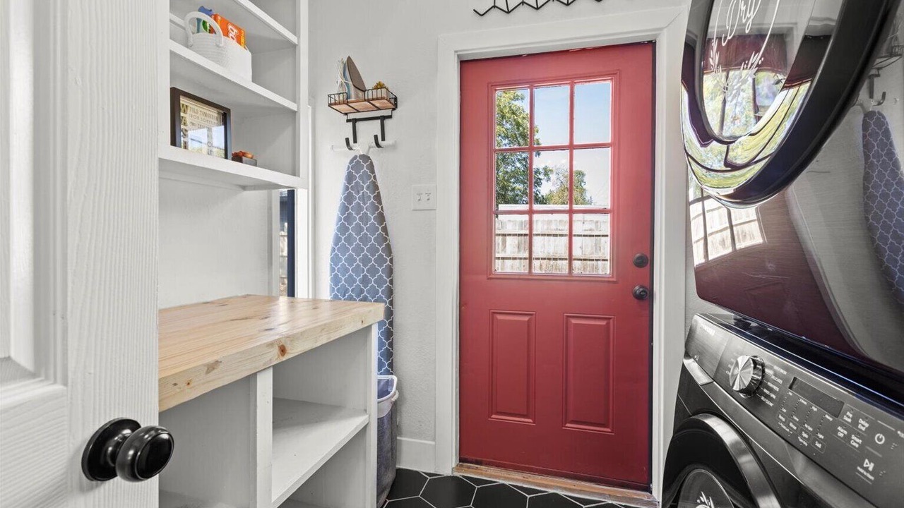 Photo of Bedroom in Central Arlington