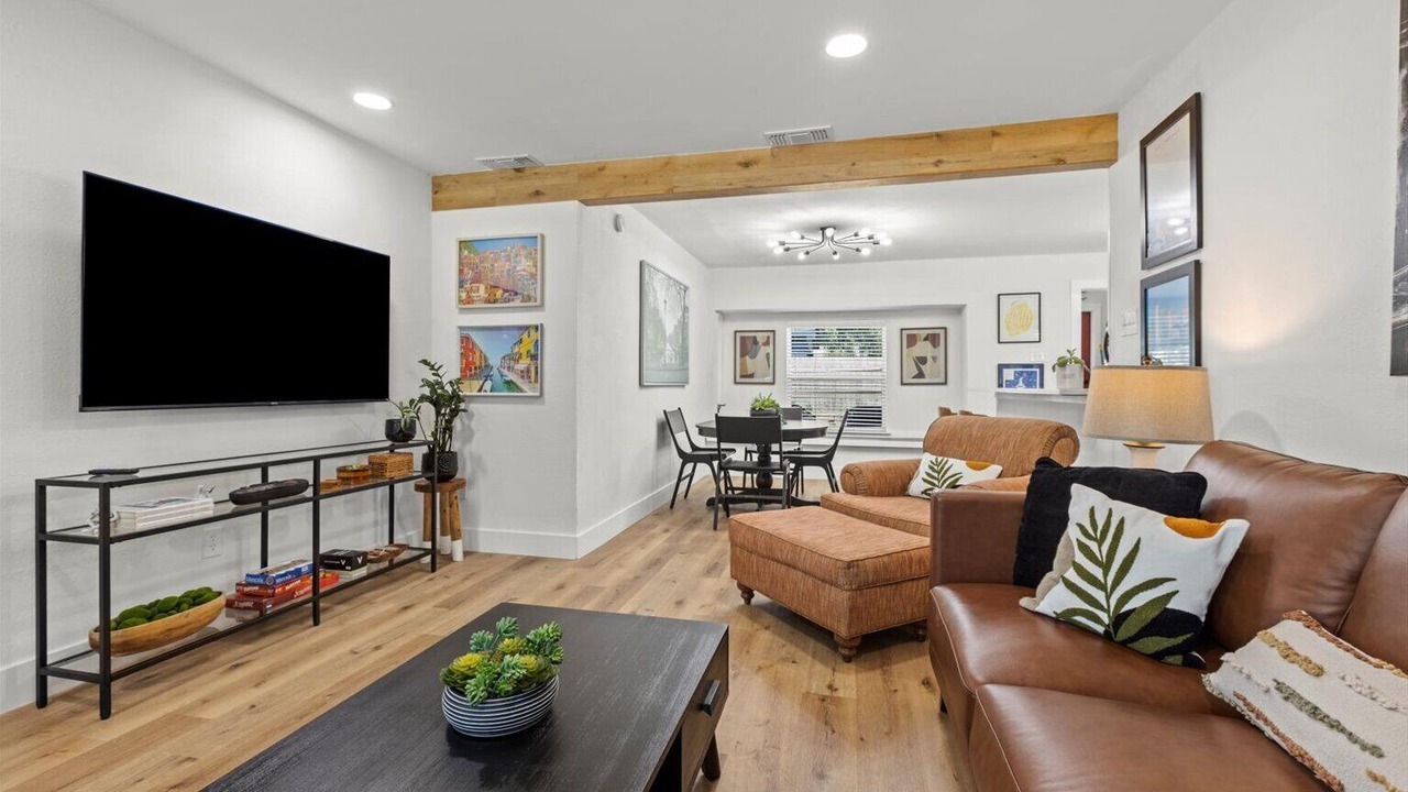 Photo of Bedroom in Central Arlington