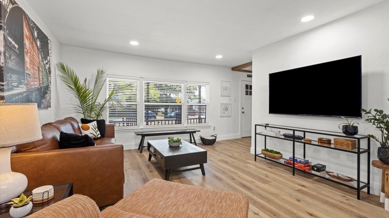 Photo of Bedroom in Central Arlington
