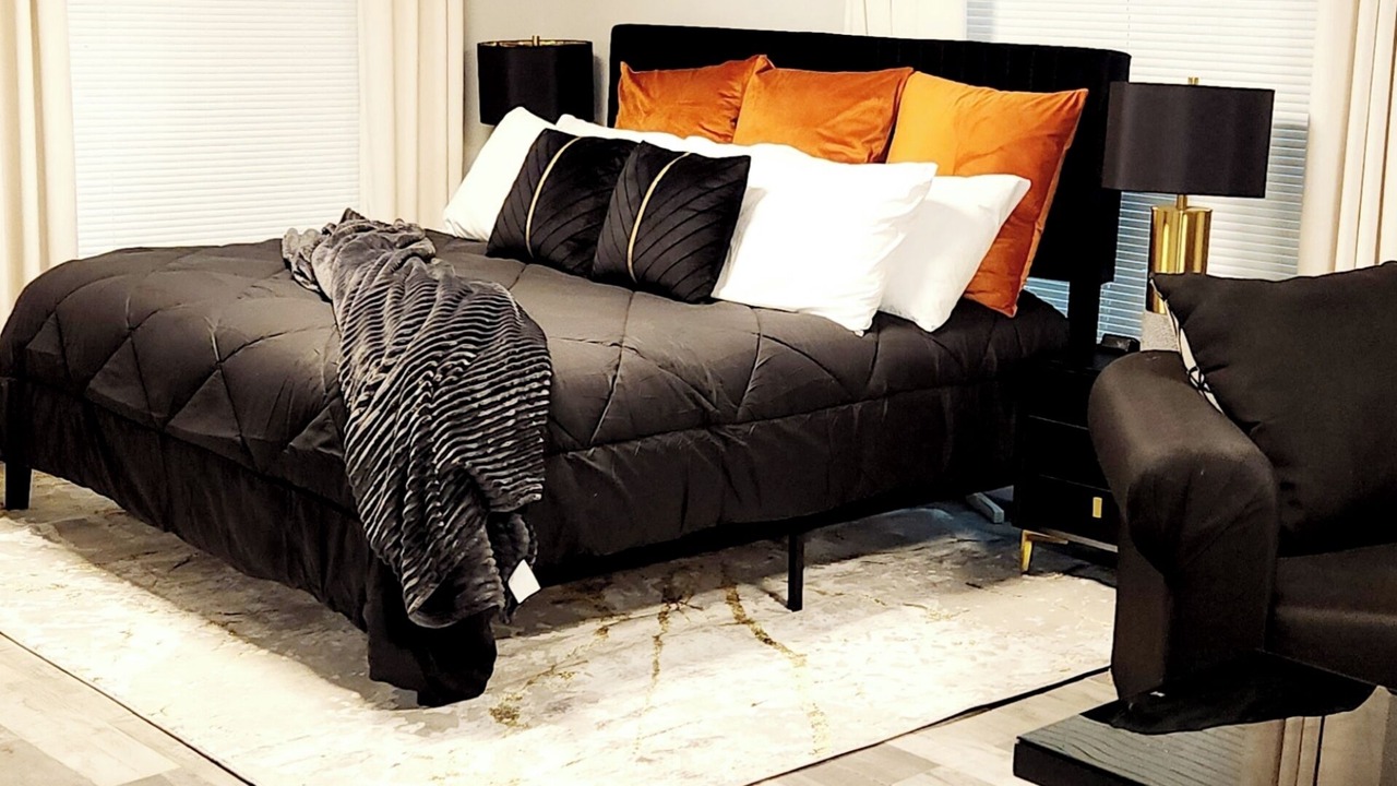Photo of Bedroom in Southwestern