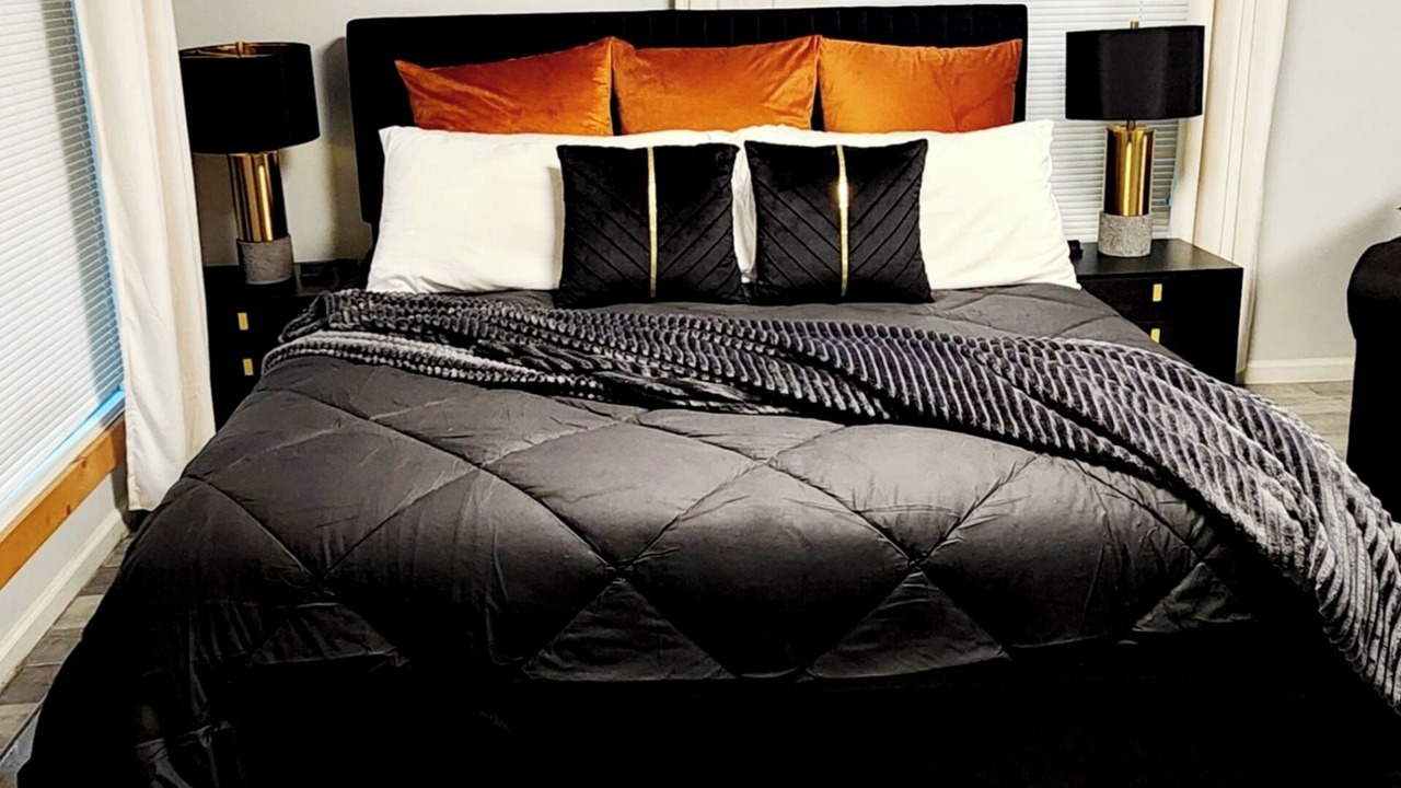 Photo of Bedroom in Southwestern