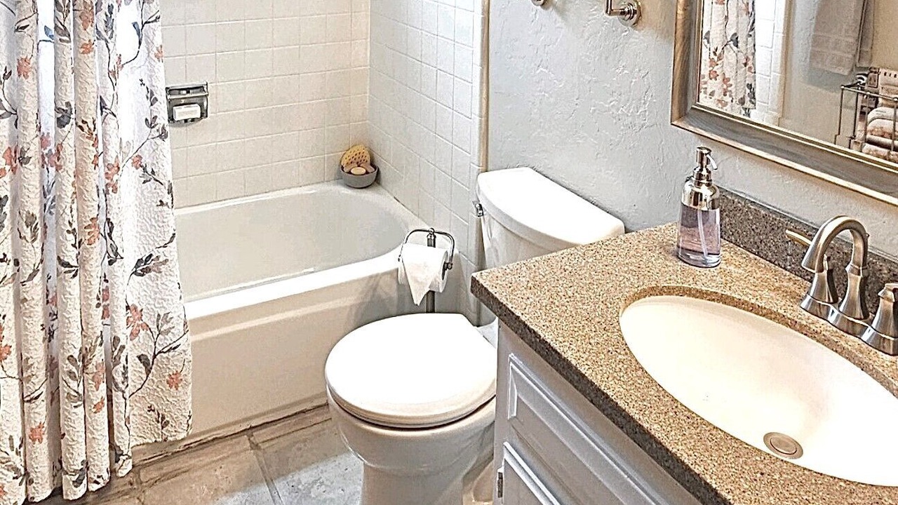 Photo of Bathroom in Tucson