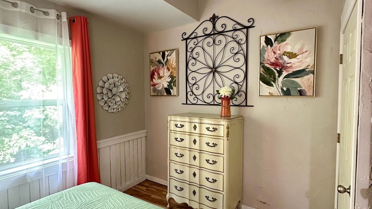 Photo of Bedroom in Steelville