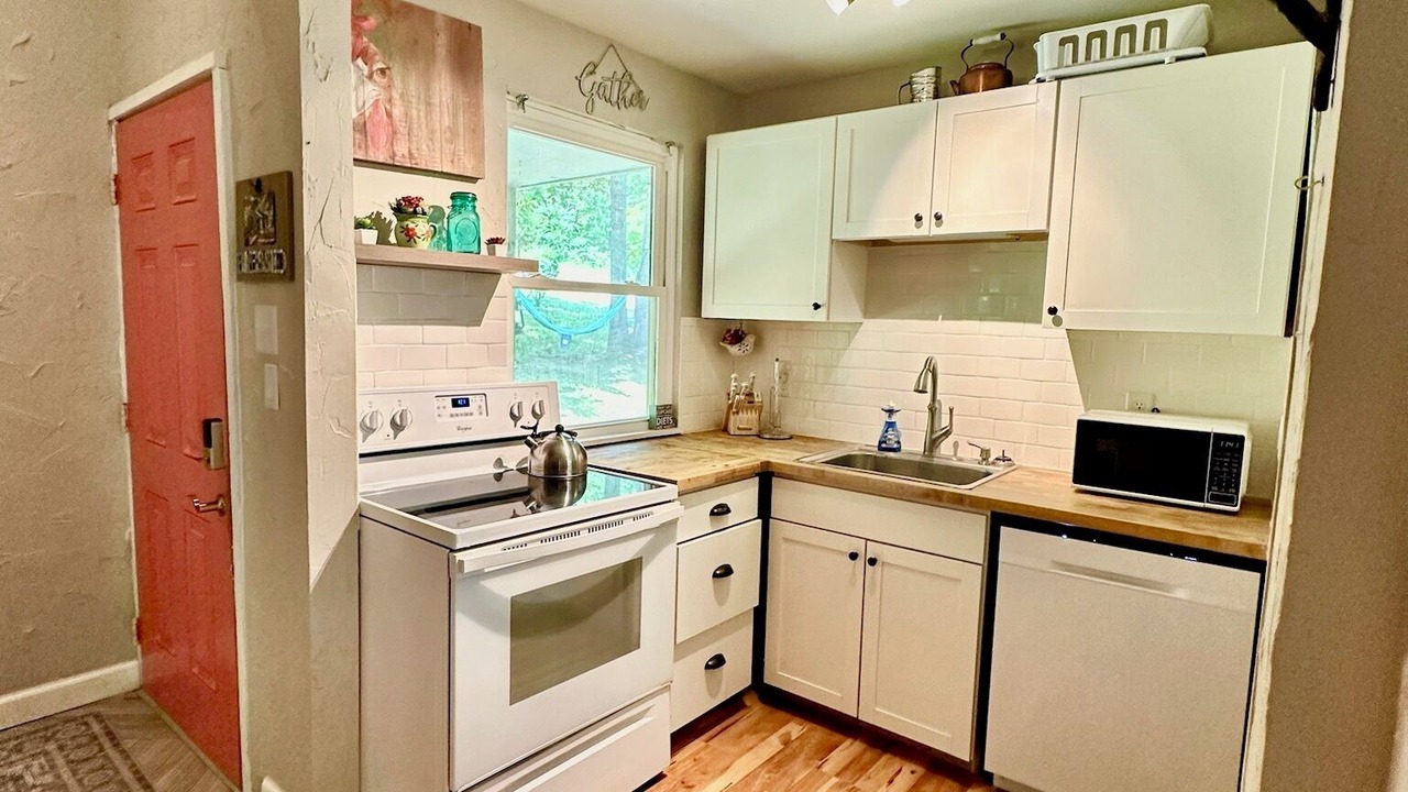Photo of Kitchen in Steelville