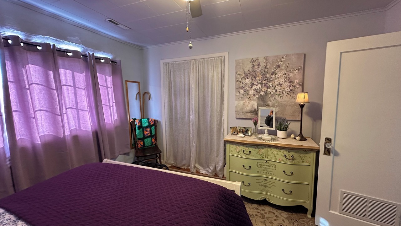 Photo of Bedroom in Ottumwa