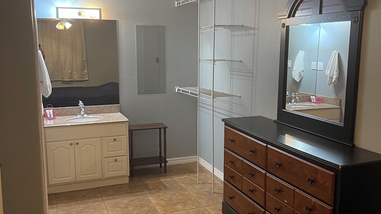 Photo of Bedroom in Boothville-Venice