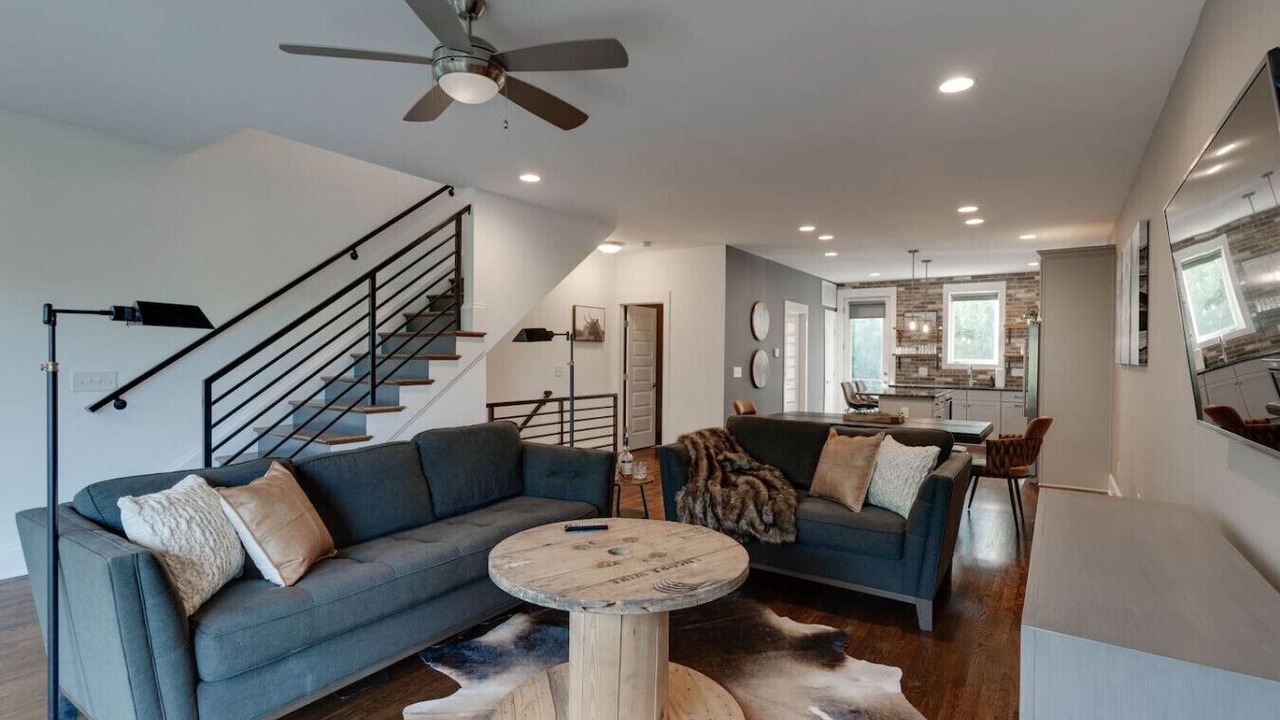 Photo of Livingroom in Eighth Avenue