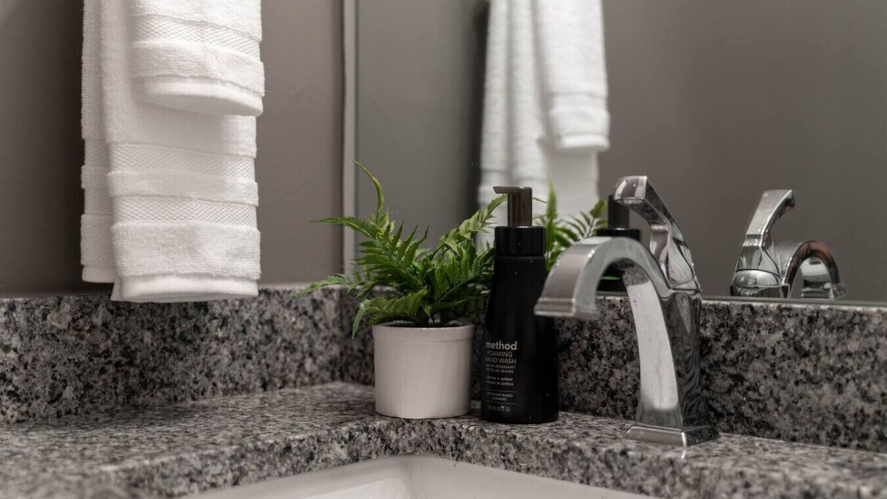 Photo of Bathroom in Eighth Avenue