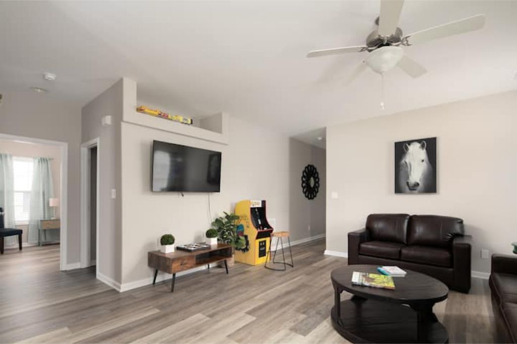 Photo of Livingroom in Keene