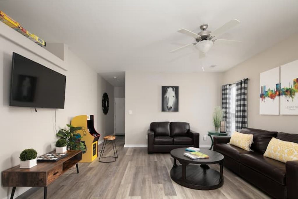 Photo of Livingroom in Keene