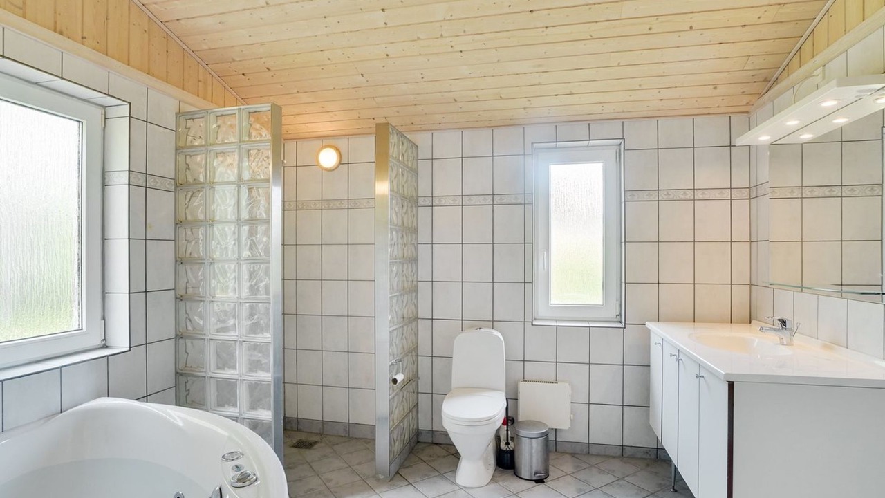 Photo of Bathroom in Torup Strand