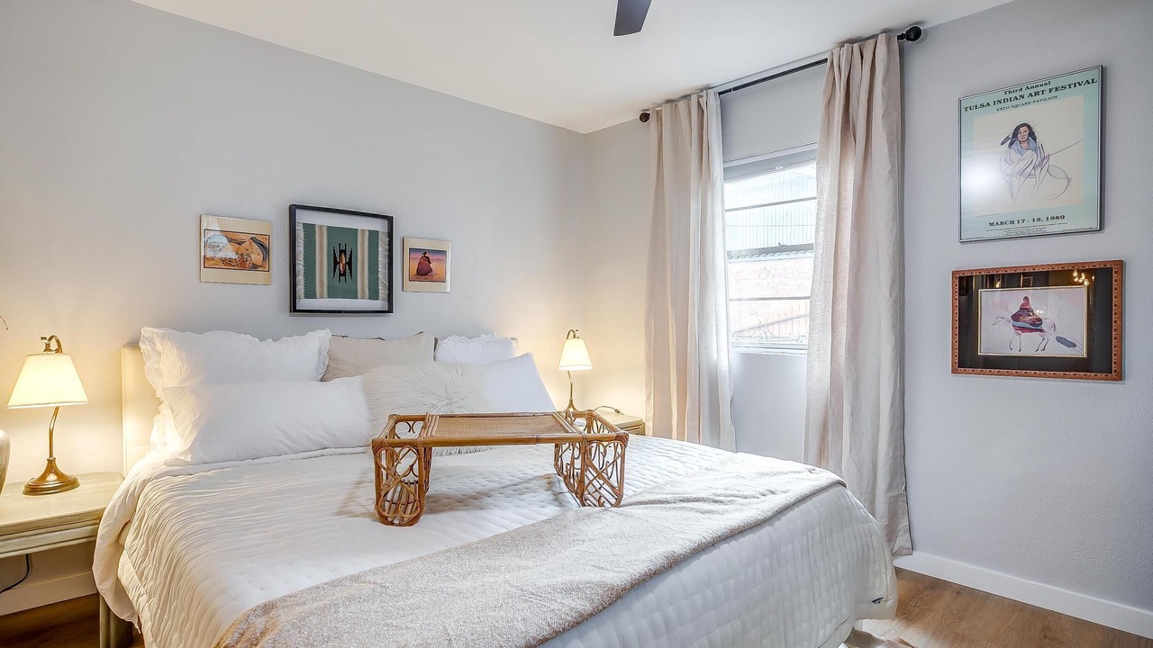 Photo of Bedroom in River Oaks
