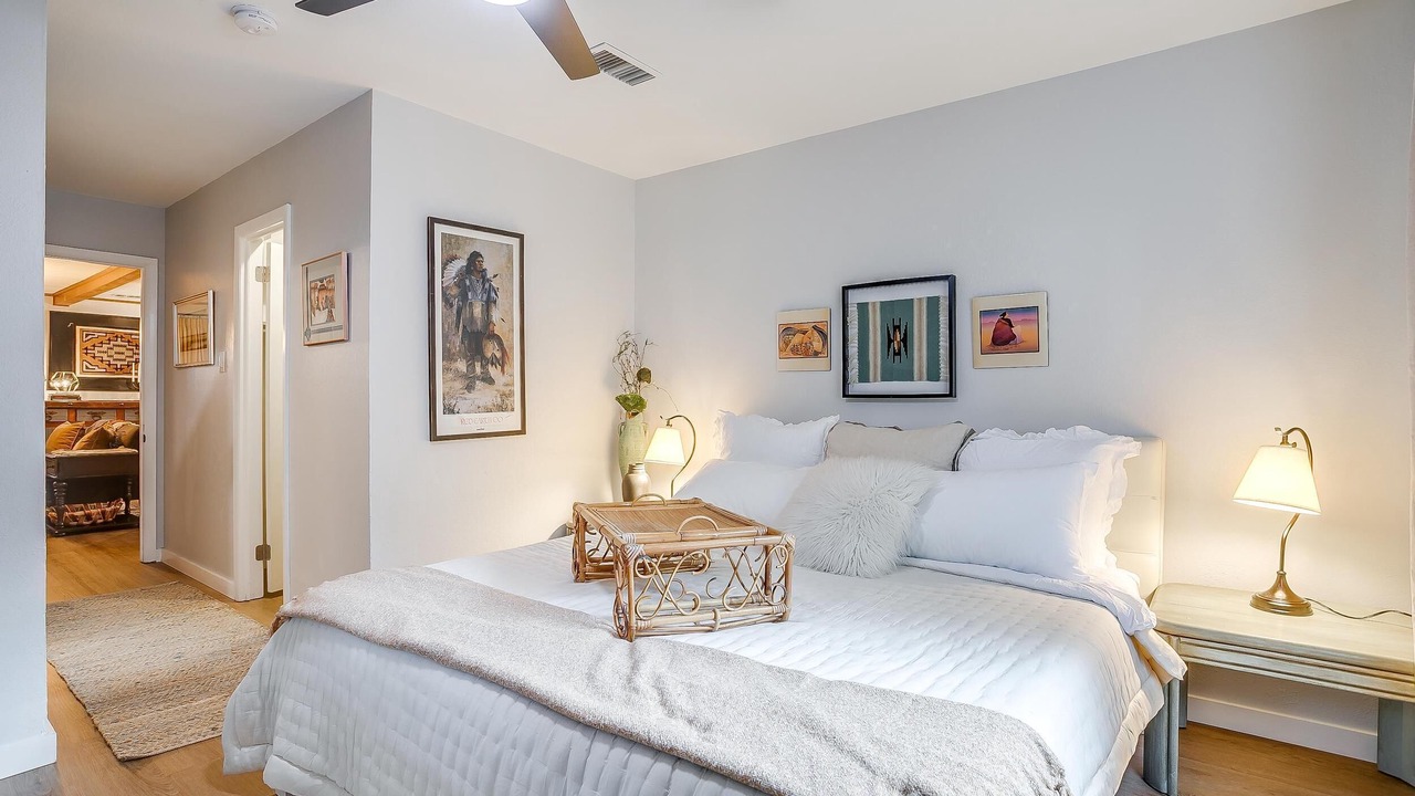 Photo of Bedroom in River Oaks