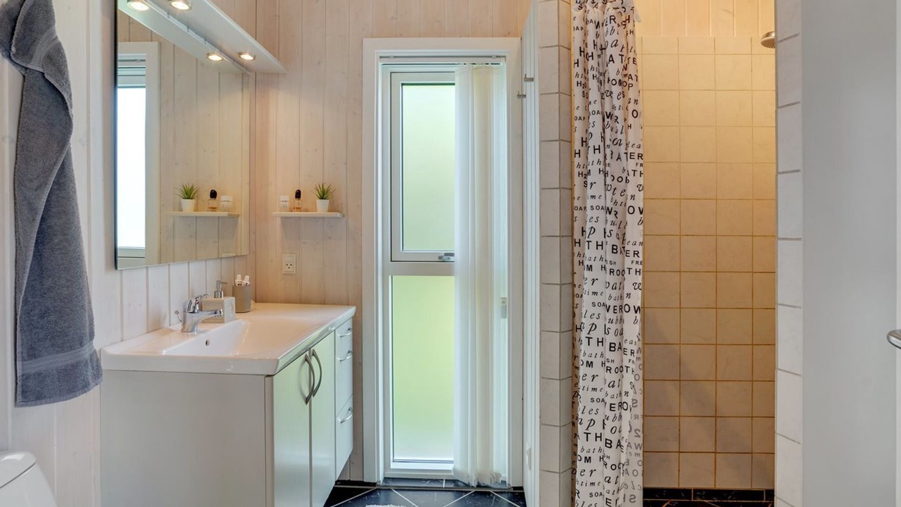 Photo of Bathroom in Torup Strand
