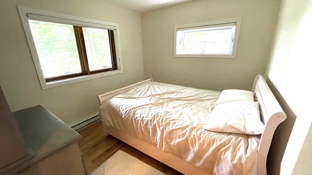 Photo of Bedroom in Mille-Isles