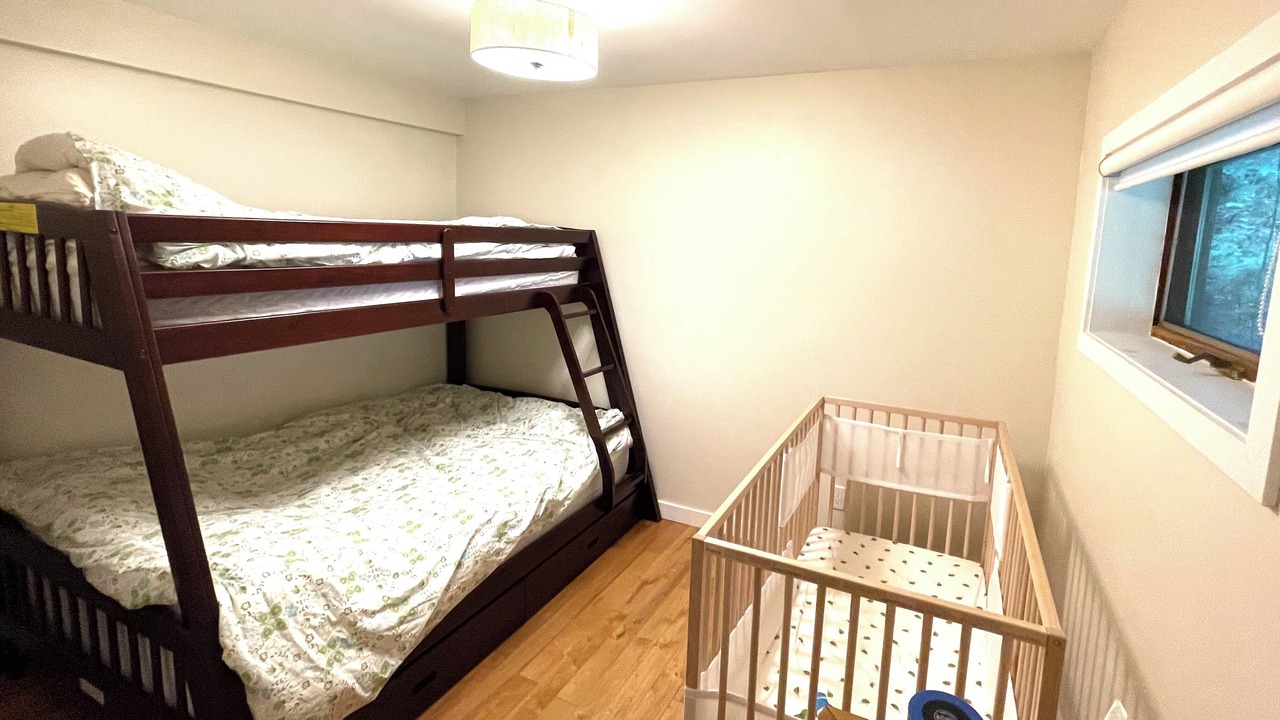Photo of Bedroom in Mille-Isles
