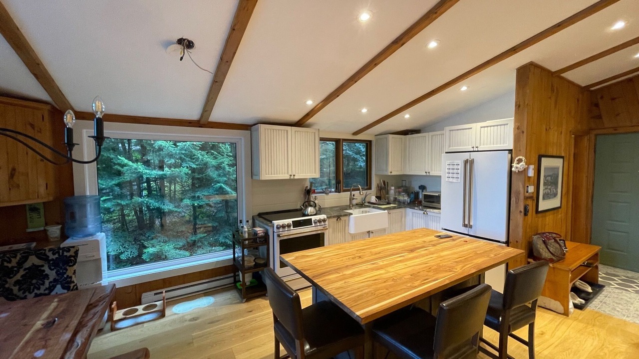 Photo of Kitchen in Mille-Isles