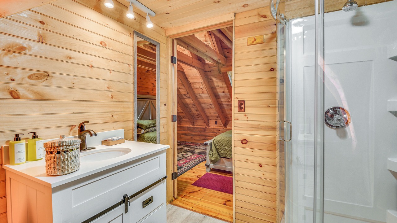 Photo of Bathroom in Wellesley Island