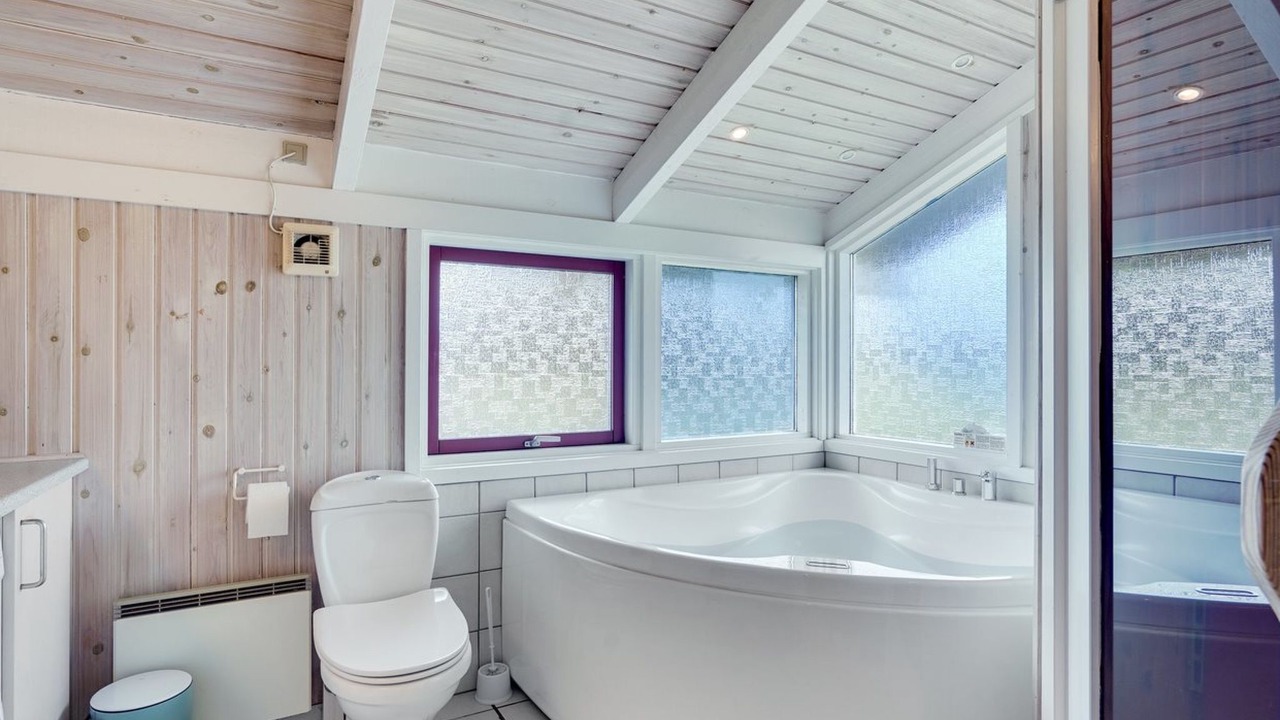 Photo of Bathroom in Hirtshals