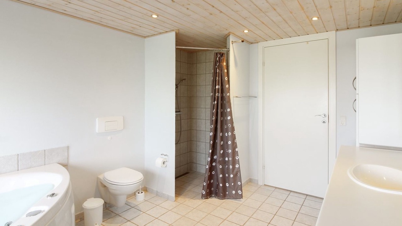 Photo of Bathroom in Hirtshals