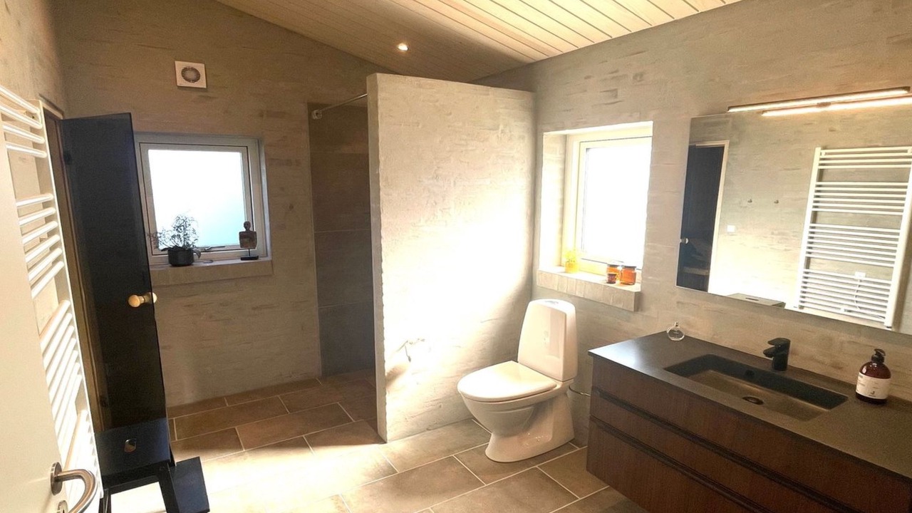 Photo of Bathroom in Tversted