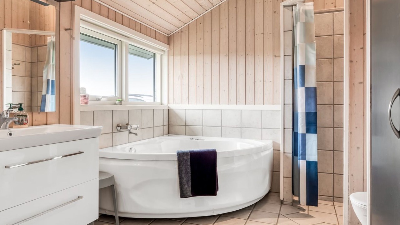 Photo of Bathroom in Hirtshals