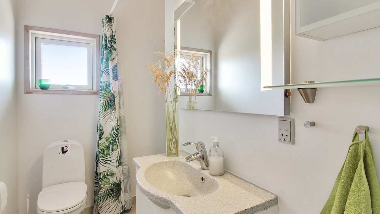 Photo of Bathroom in Strandby