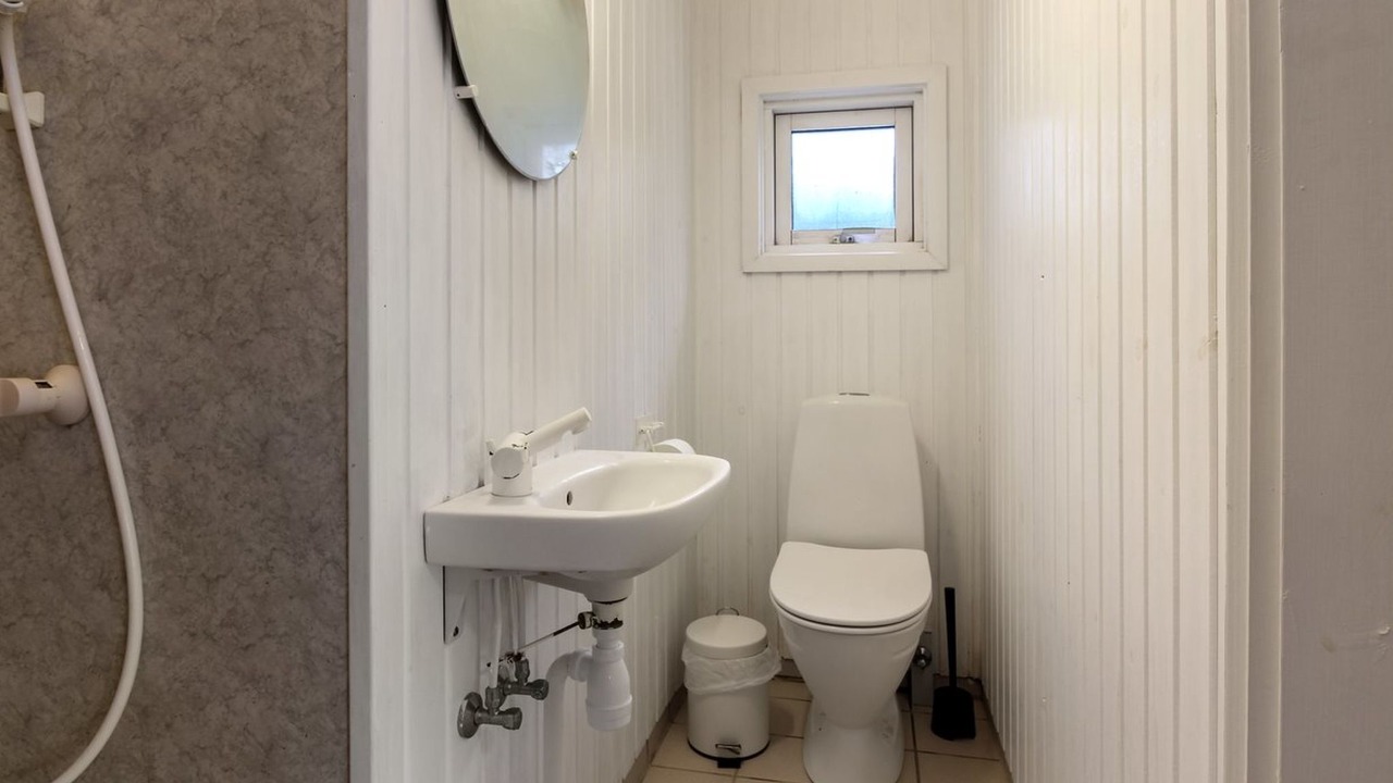 Photo of Bathroom in Aalbaek