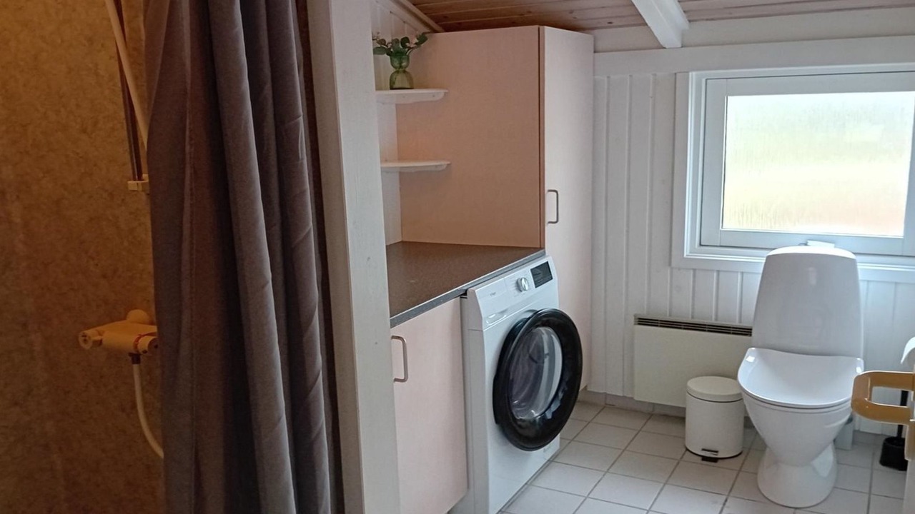 Photo of Bathroom in Aalbaek
