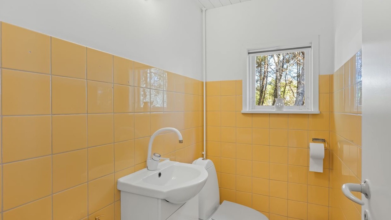 Photo of Bathroom in Strandby