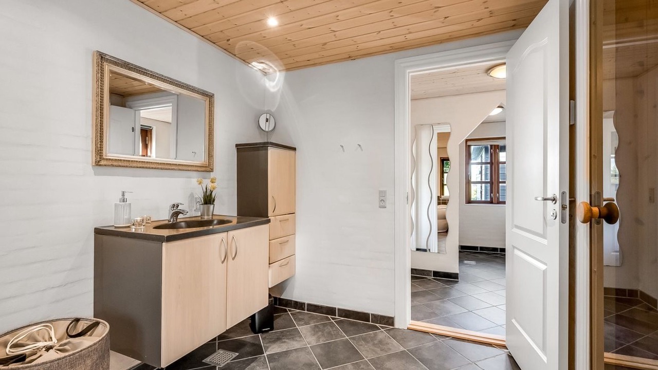 Photo of Bathroom in Skjern