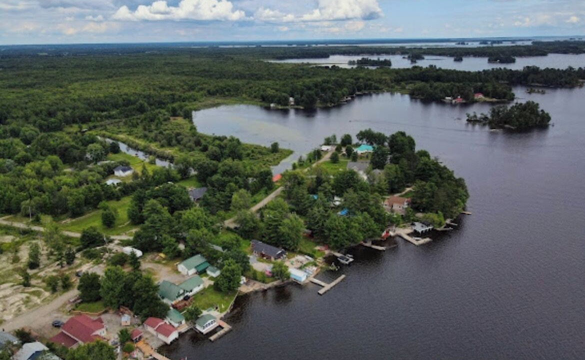 Photo of Outdoor in Lavigne