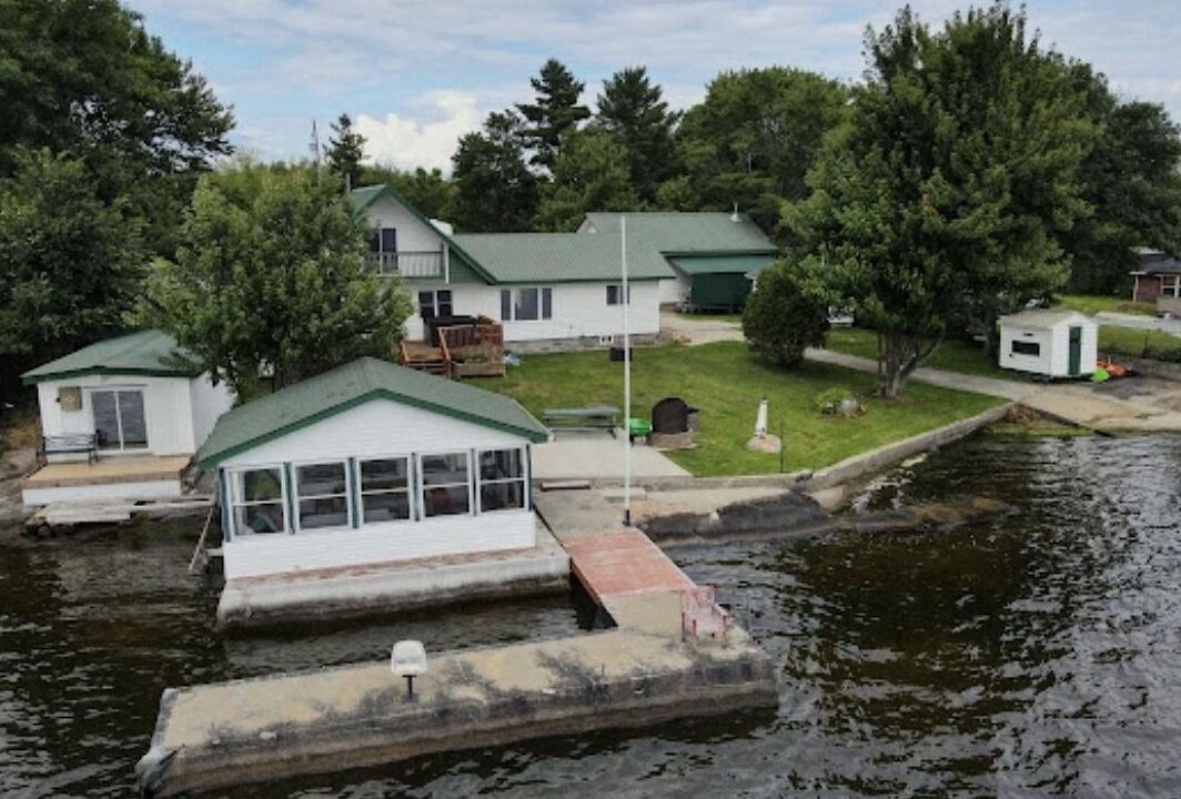 Photo of Outdoor in Lavigne
