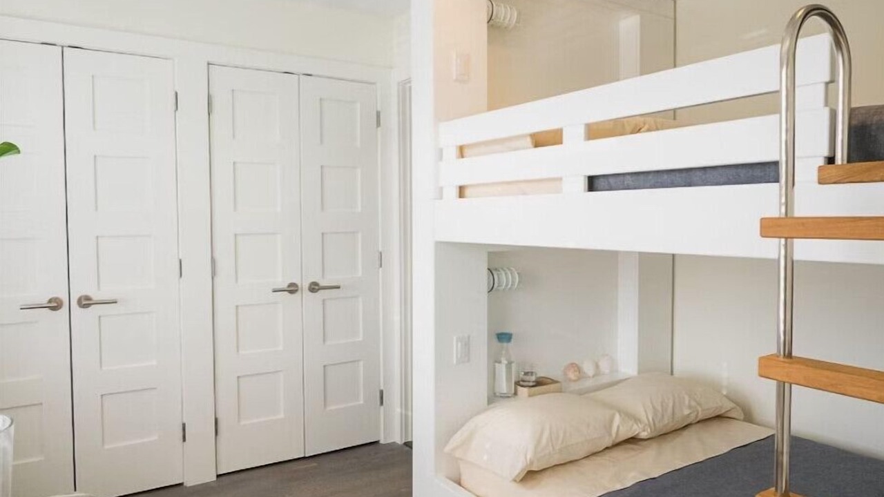 Photo of Bedroom in Culloden Shores