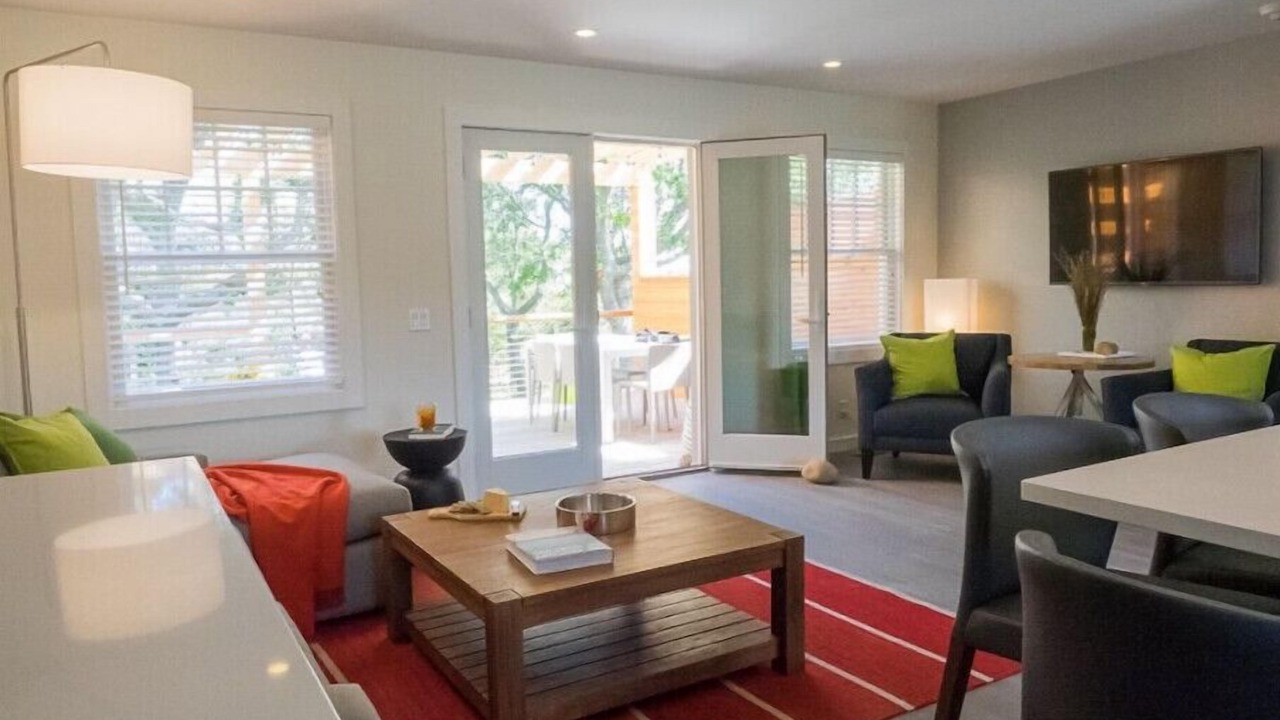 Photo of Livingroom in Culloden Shores