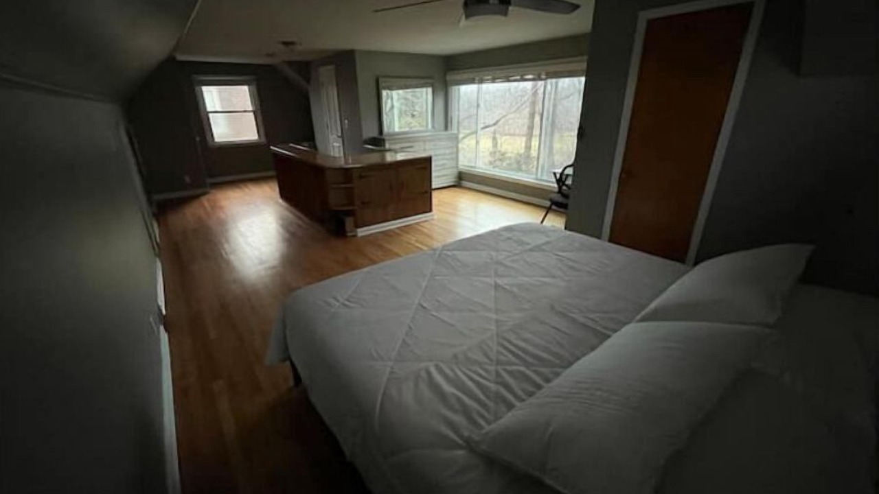 Photo of Bedroom in Dearborn